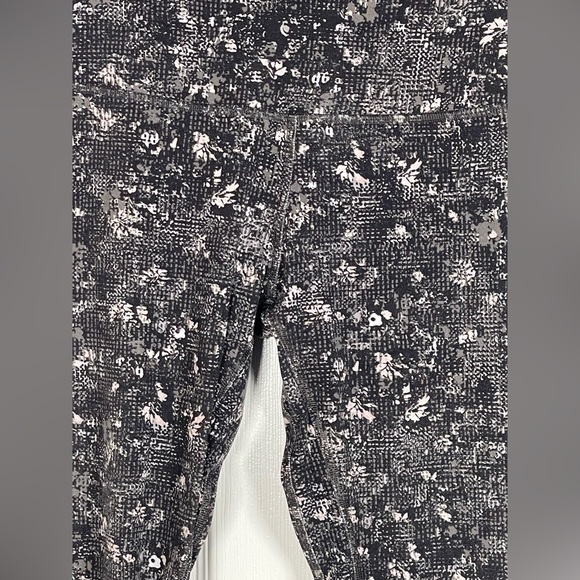 Lululemon Wunder Under High-Rise Tight 25" Blossom Overlay Starlight Multi Color - Picture 8 of 12